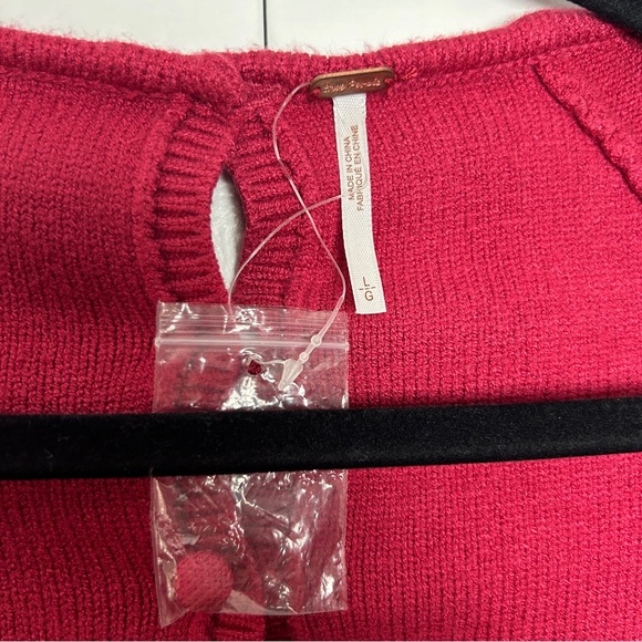 Free People Small World Mini Sweater Dress in Rosemont NWOT - Picture 8 of 10